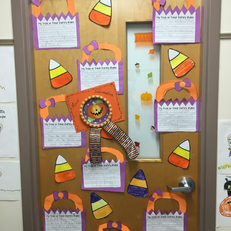 school door decorations halloween